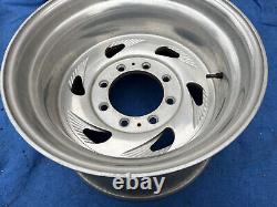 (1) Weld Roadhawk Alloy Rim Wheel 16.5 X 9.5, 8x6.5 lug Used Good Condition